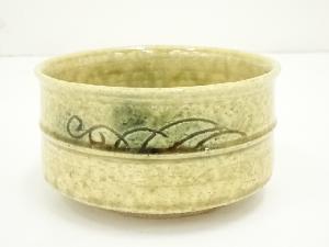 黄瀬戸胴紐茶碗